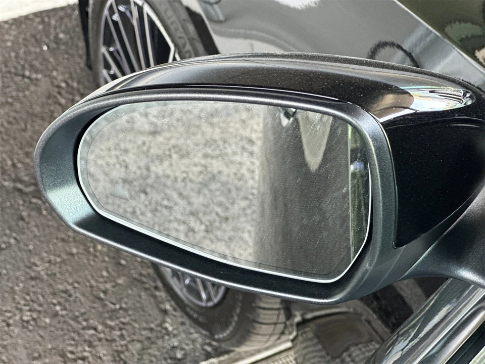2025 Mercedes-Benz W206 C-Class - Image 9 of 12