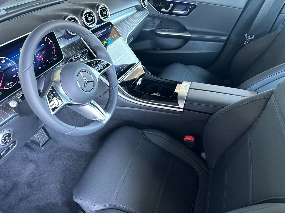 2025 Mercedes-Benz W206 C-Class - Image 10 of 12