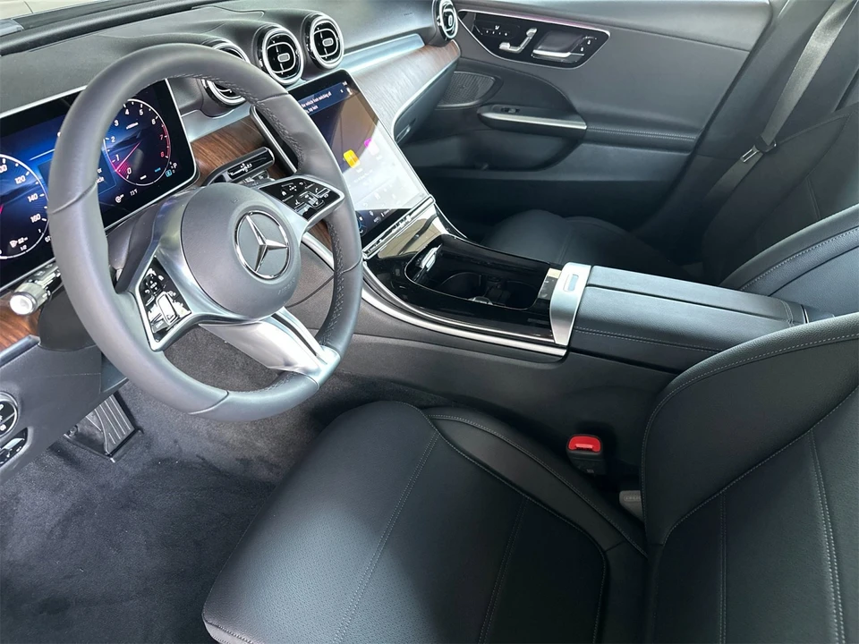 2025 Mercedes-Benz W206 C-Class - Image 10 of 12