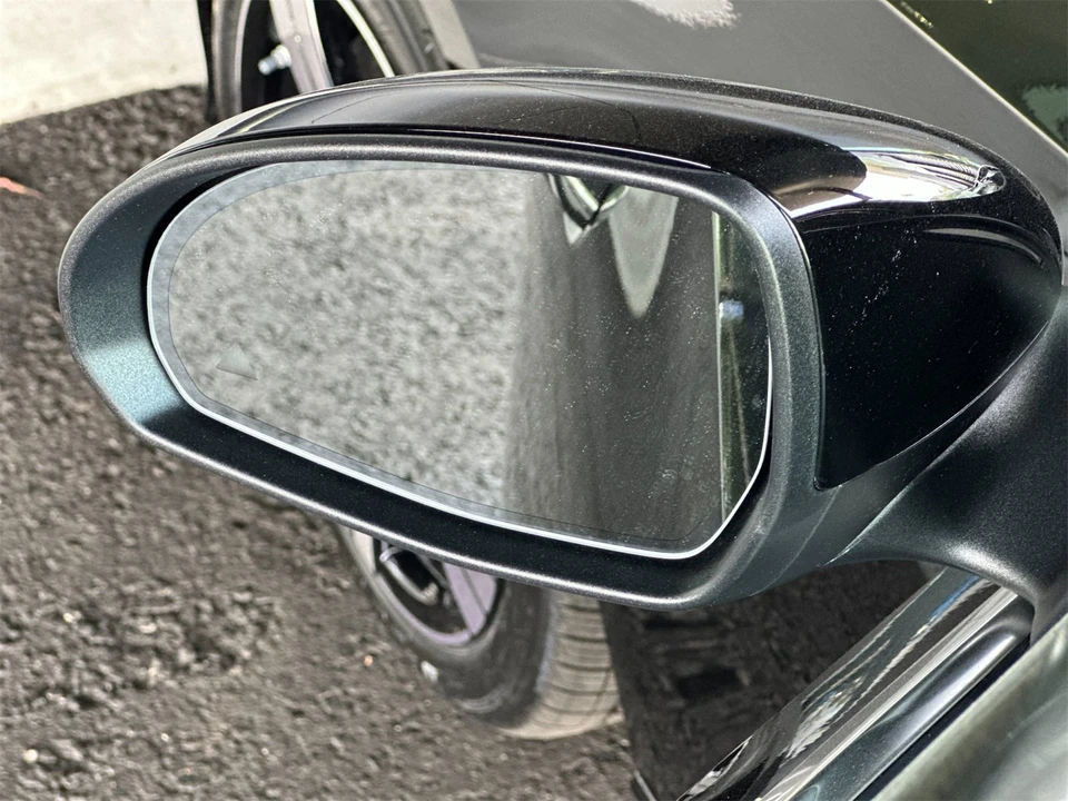2025 Mercedes-Benz W206 C-Class - Image 9 of 12