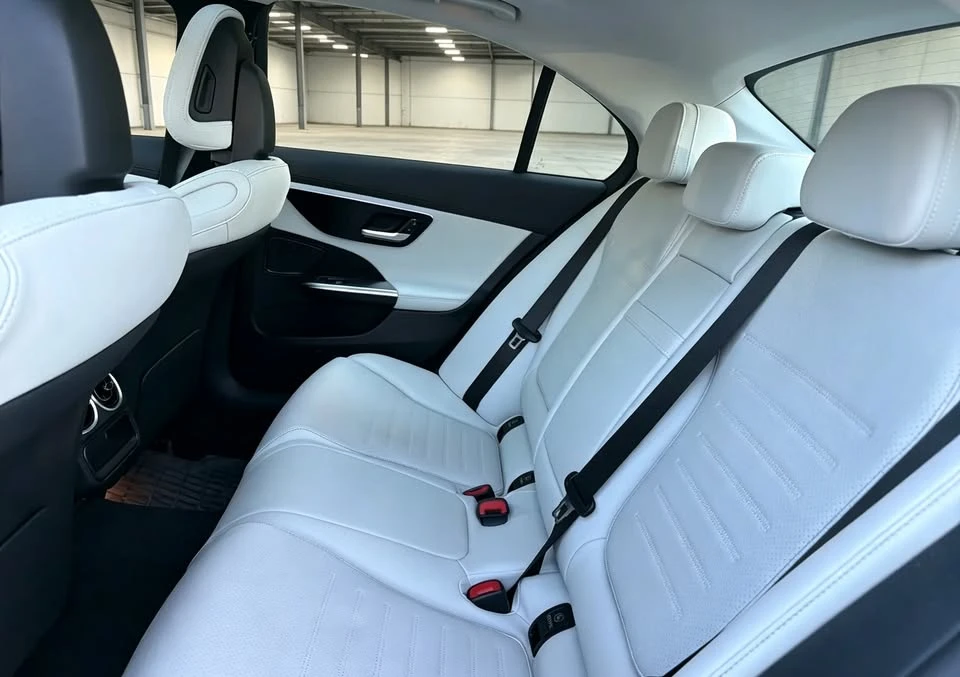 2025 Mercedes-Benz W206 C-Class - Image 4 of 20
