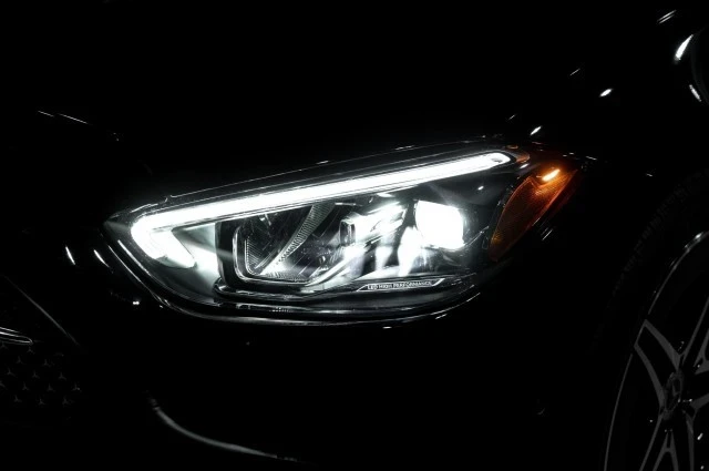 2025 Mercedes-Benz W206 C-Class - Image 8 of 12