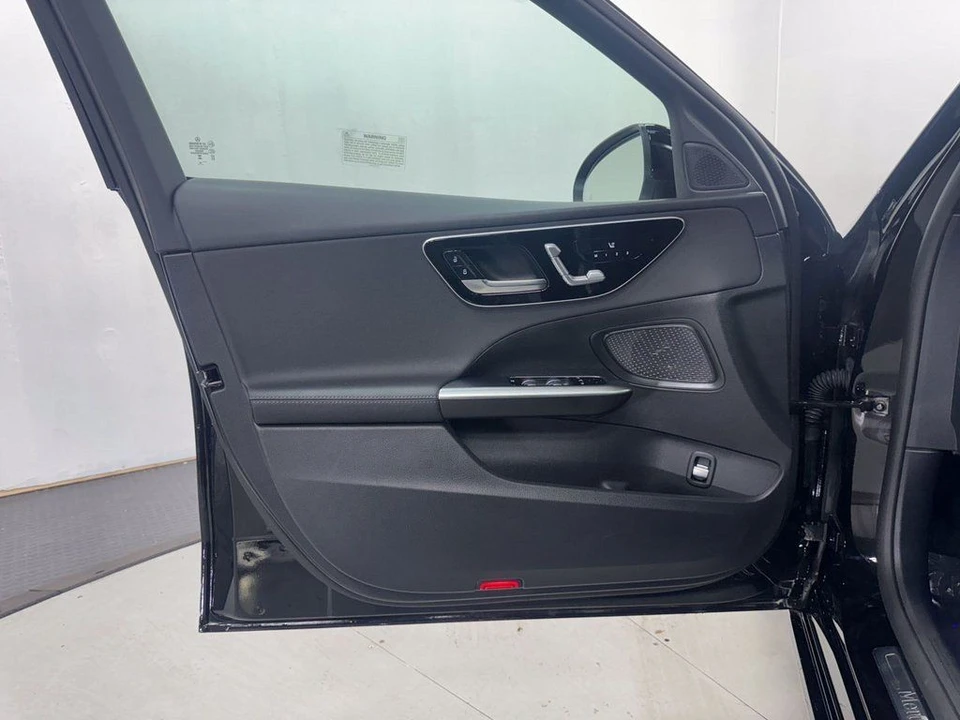 2025 Mercedes-Benz W206 C-Class - Image 5 of 21
