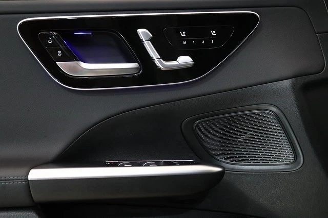 2025 Mercedes-Benz W206 C-Class - Image 3 of 21