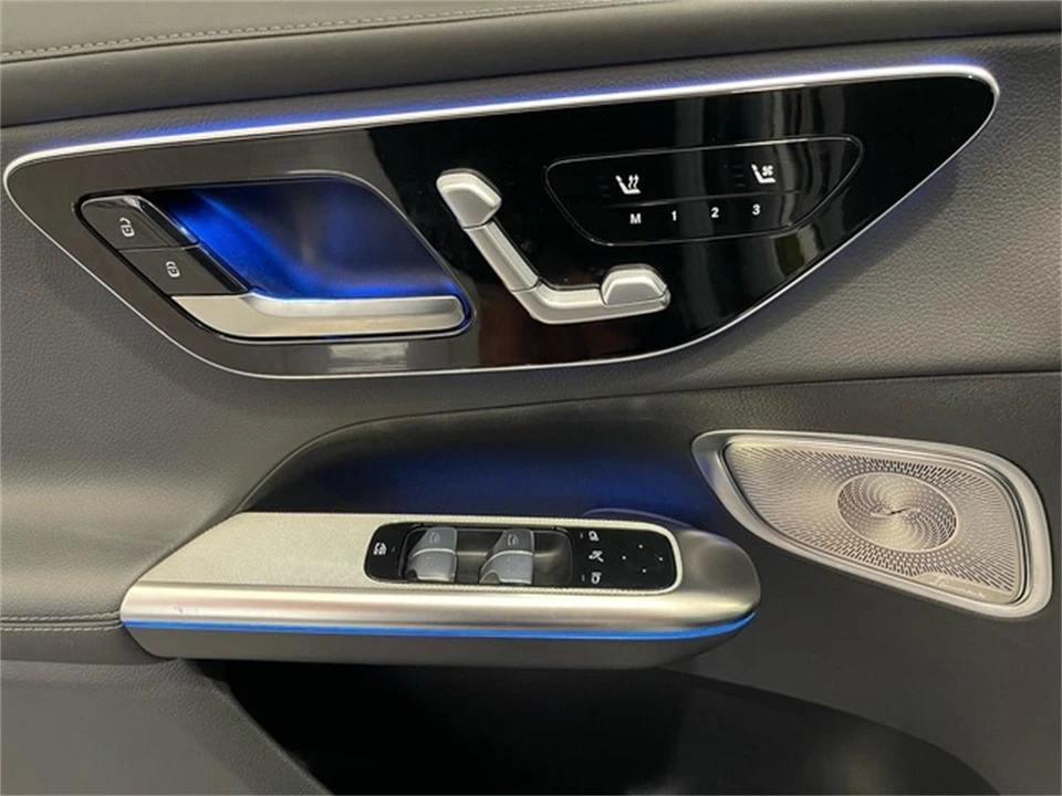 2025 Mercedes-Benz W206 C-Class - Image 23 of 31