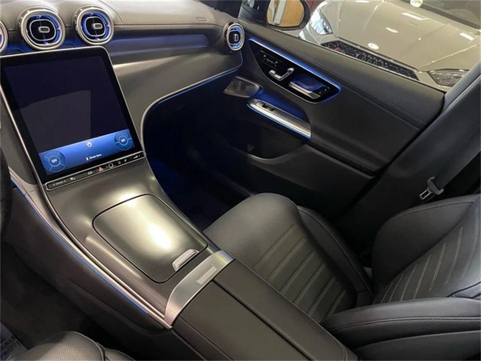 2025 Mercedes-Benz W206 C-Class - Image 27 of 31