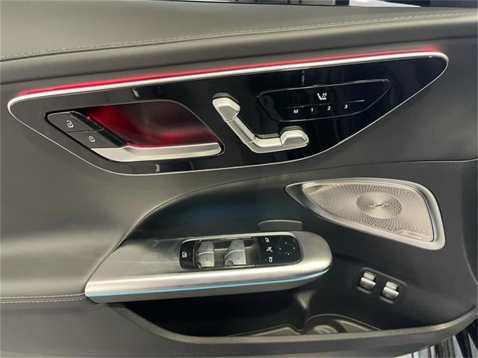 2025 Mercedes-Benz W206 C 63 AMG - Image 25 of 31