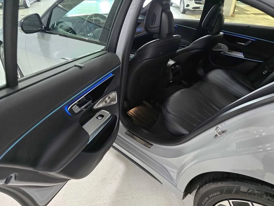 2025 Mercedes-Benz W214 E-Class - Image 17 of 19