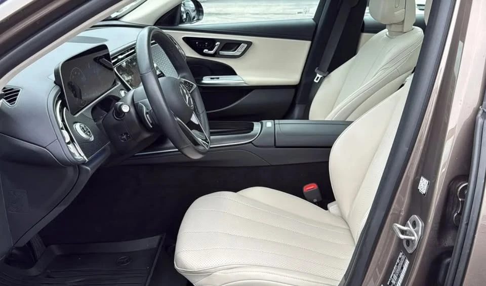 2025 Mercedes-Benz W214 E-Class - Image 12 of 13