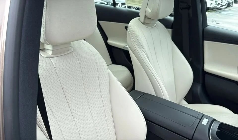 2025 Mercedes-Benz W214 E-Class - Image 9 of 13