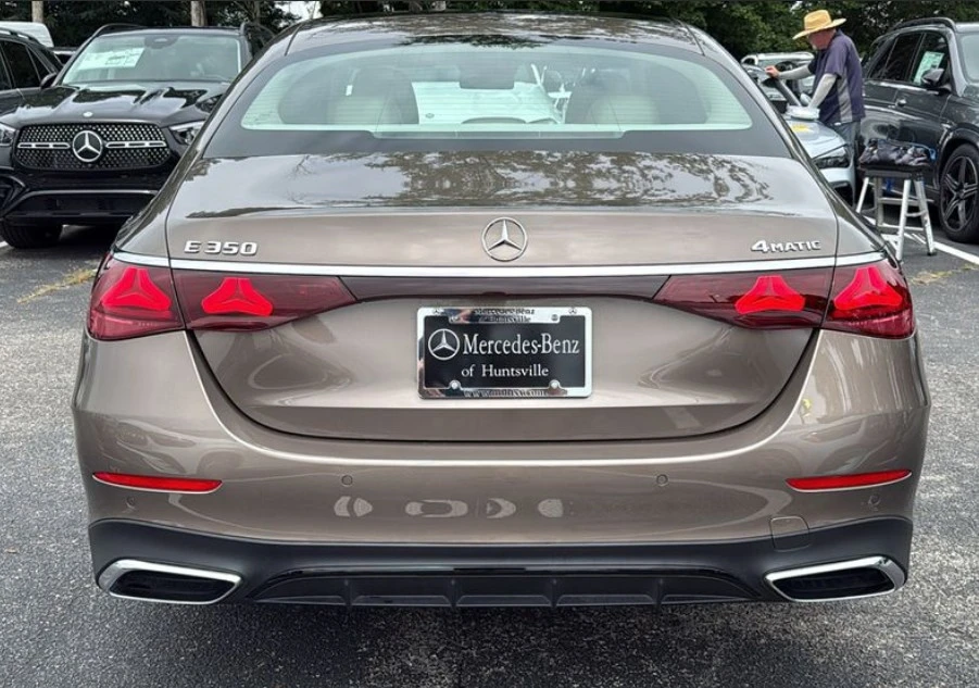 2025 Mercedes-Benz W214 E-Class - Image 4 of 13