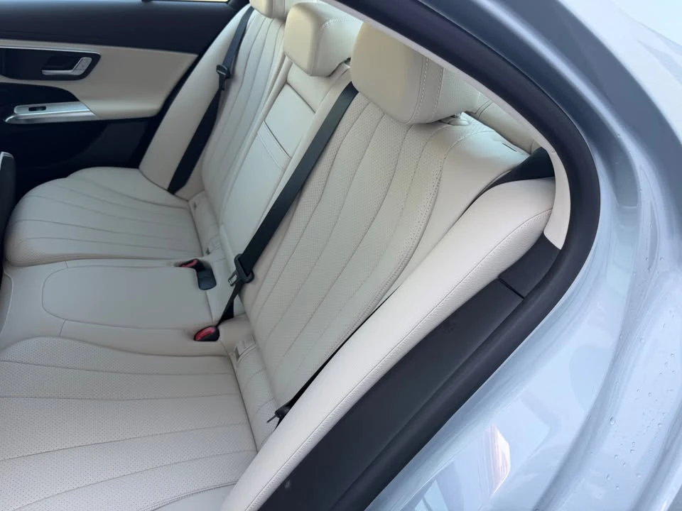 2025 Mercedes-Benz W214 E-Class - Image 15 of 20