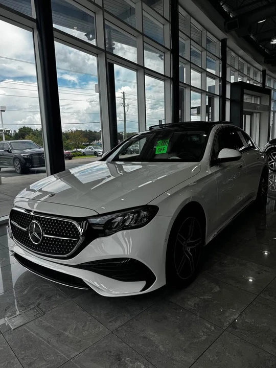 2025 Mercedes-Benz W214 E-Class - Image 2 of 11
