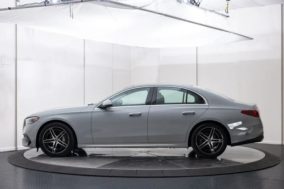 2025 Mercedes-Benz W214 E-Class - Image 2 of 20