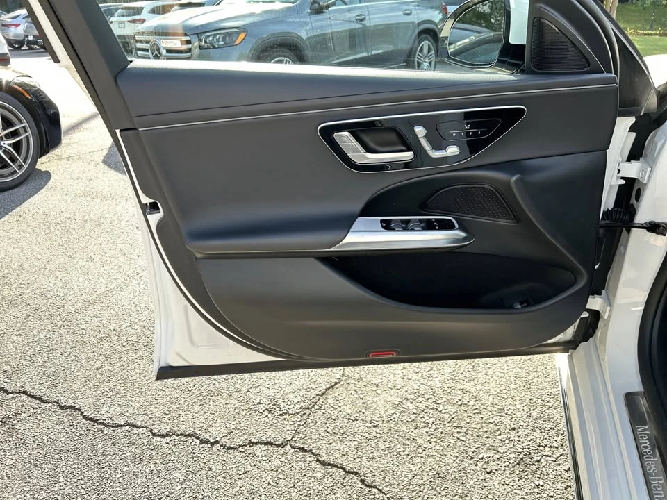 2025 Mercedes-Benz W214 E-Class - Image 7 of 12