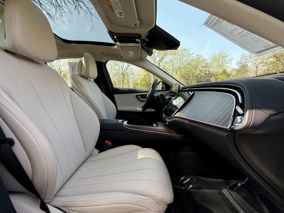 2025 Mercedes-Benz W214 E-Class - Image 17 of 20
