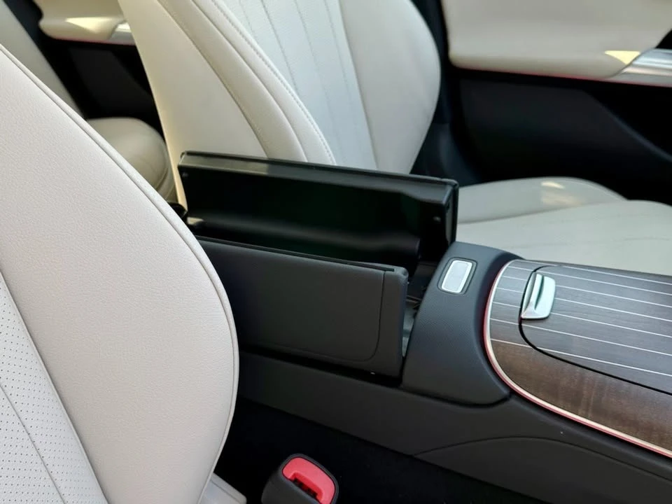 2025 Mercedes-Benz W214 E-Class - Image 20 of 20