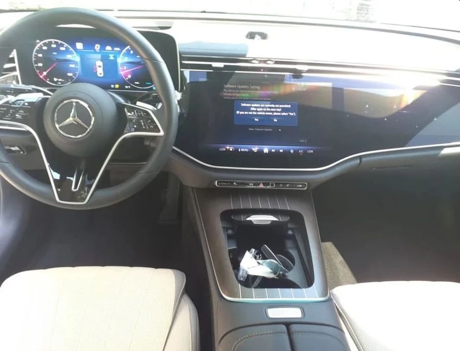 2025 Mercedes-Benz W214 E-Class - Image 13 of 13