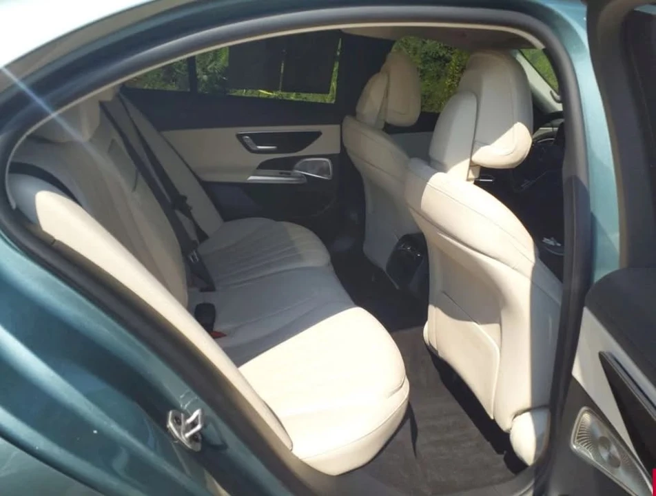 2025 Mercedes-Benz W214 E-Class - Image 8 of 13