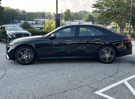 2025 Mercedes-Benz W214 E-Class - Image 3 of 12