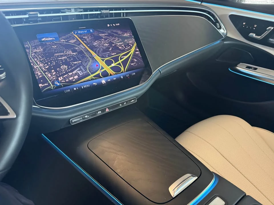 2025 Mercedes-Benz W214 E-Class - Image 10 of 18