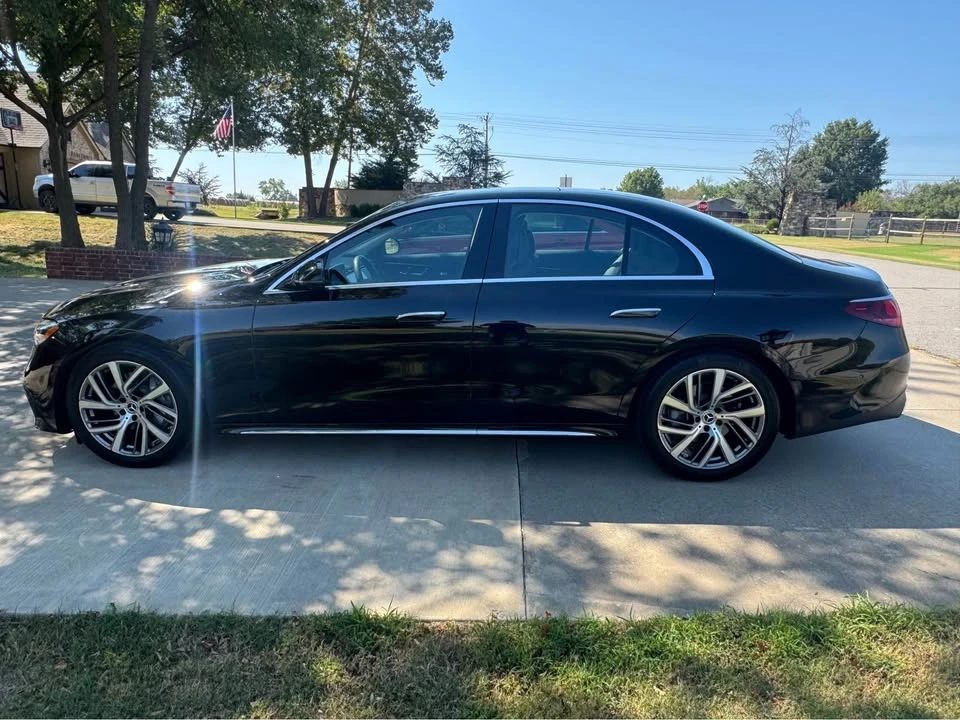2025 Mercedes-Benz W214 E-Class - Image 2 of 11