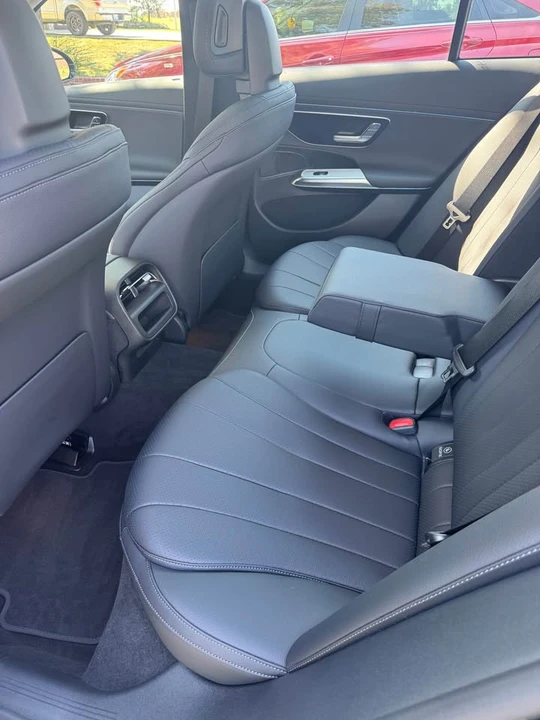 2025 Mercedes-Benz W214 E-Class - Image 8 of 11