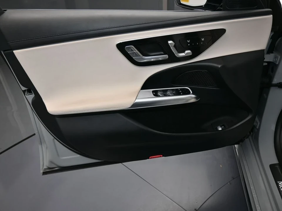 2025 Mercedes-Benz W214 E-Class - Image 11 of 12