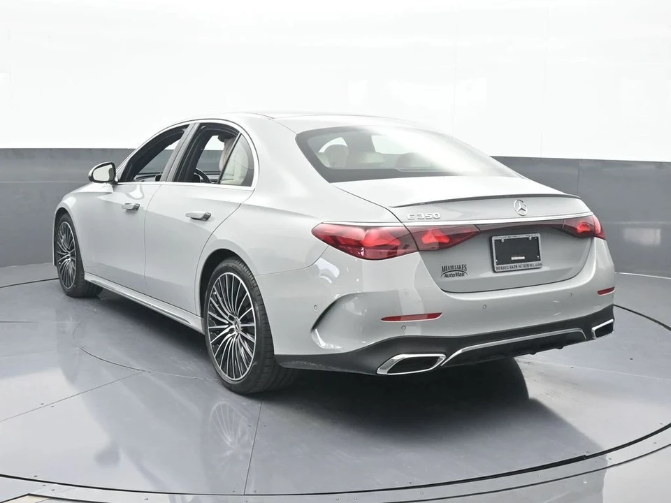 2025 Mercedes-Benz W214 E-Class - Image 4 of 12