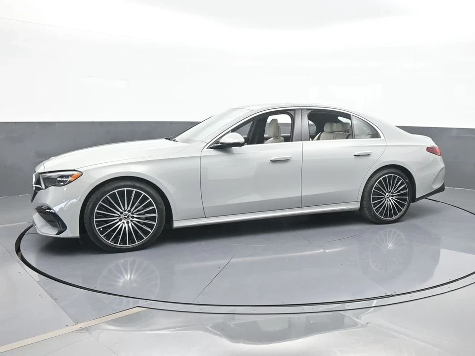 2025 Mercedes-Benz W214 E-Class - Image 2 of 12