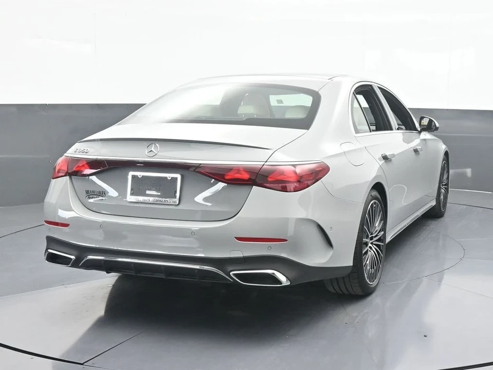 2025 Mercedes-Benz W214 E-Class - Image 5 of 12