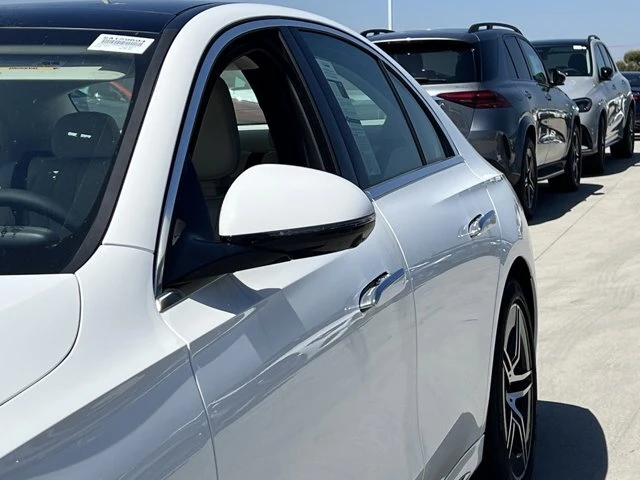 2025 Mercedes-Benz W214 E-Class - Image 9 of 12