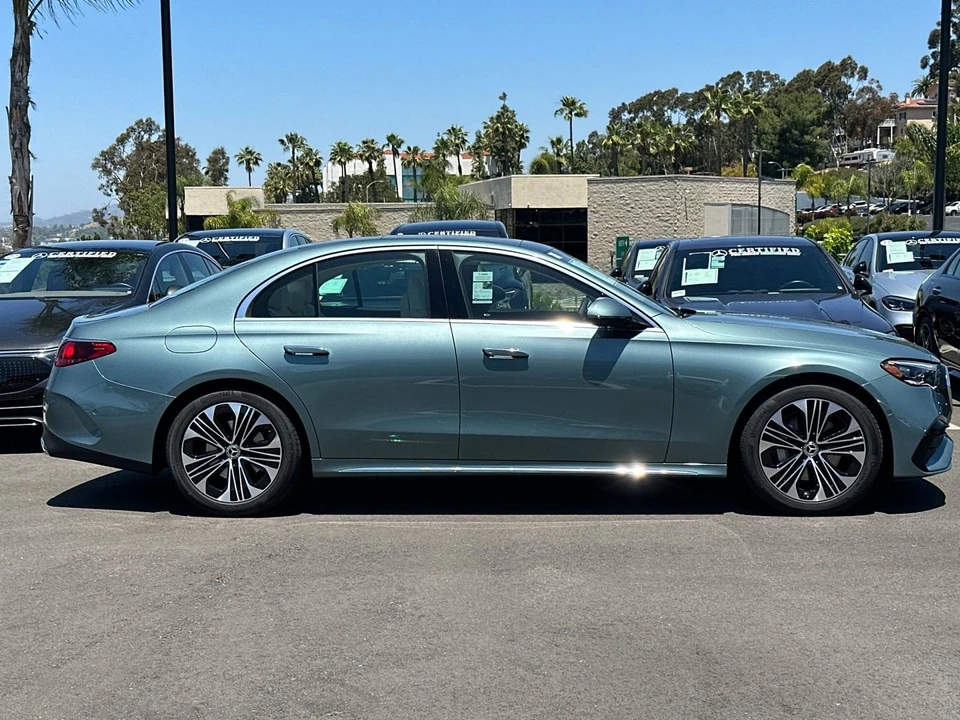 2025 Mercedes-Benz W214 E-Class - Image 2 of 12