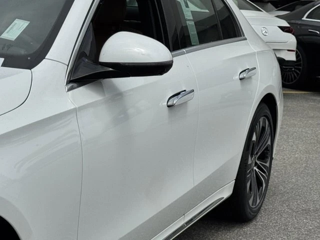 2025 Mercedes-Benz W214 E-Class - Image 9 of 12
