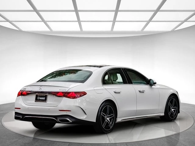 2025 Mercedes-Benz W214 E-Class - Image 4 of 12