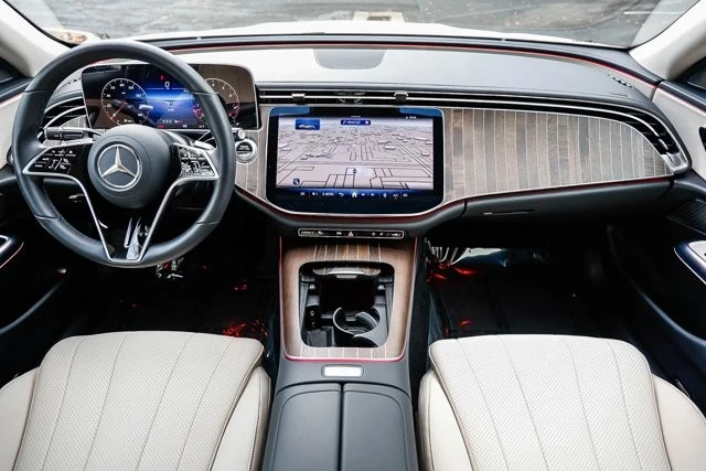2025 Mercedes-Benz W214 E-Class - Image 10 of 12