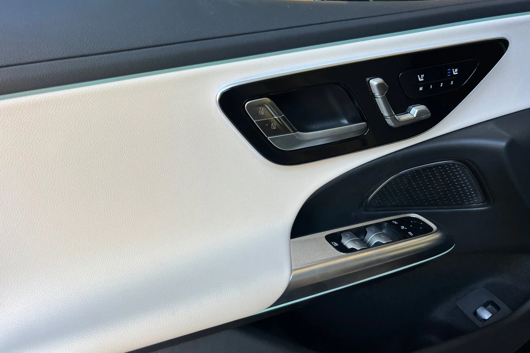 2025 Mercedes-Benz W214 E-Class - Image 12 of 12