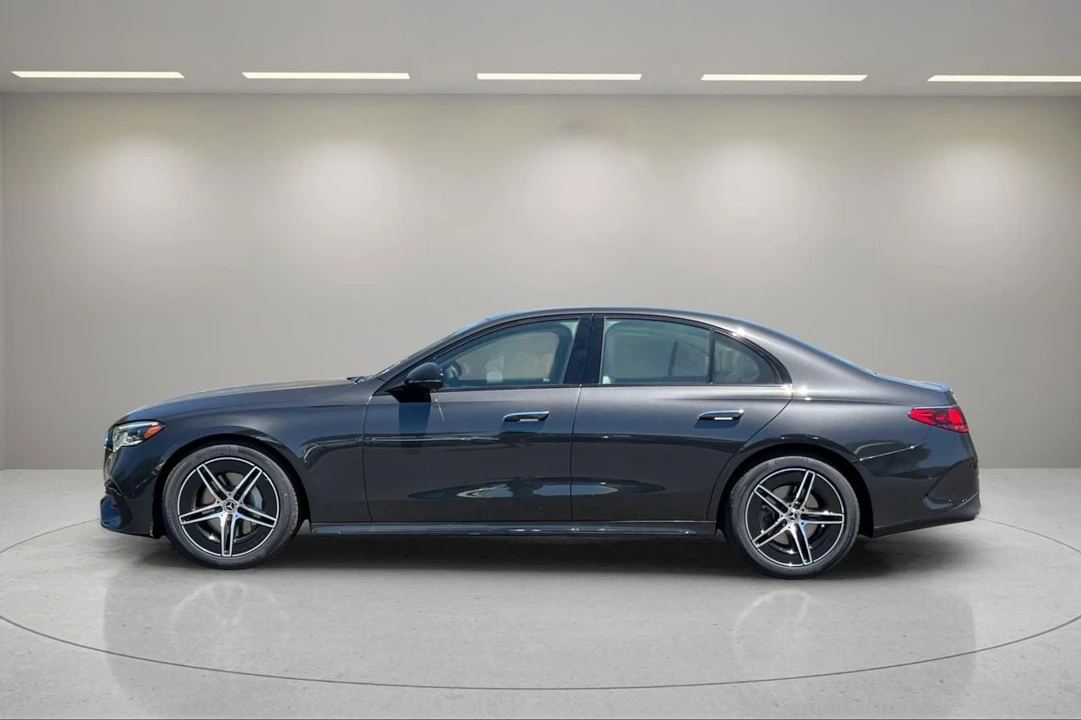 2025 Mercedes-Benz W214 E-Class - Image 7 of 12