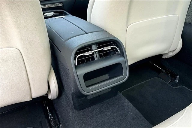 2025 Mercedes-Benz W214 E-Class - Image 13 of 21