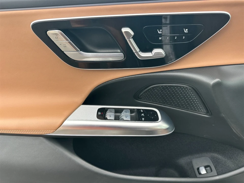 2025 Mercedes-Benz W214 E-Class - Image 12 of 12