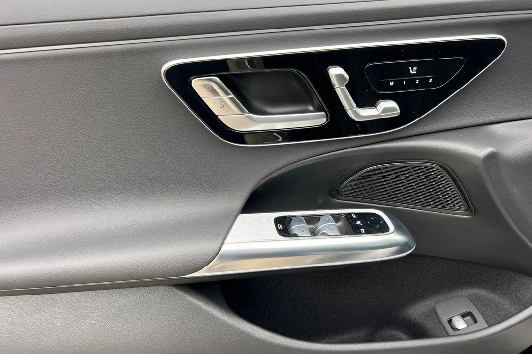 2025 Mercedes-Benz W214 E-Class - Image 12 of 12