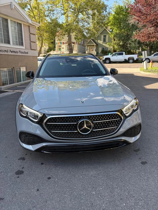 2025 Mercedes-Benz W214 E-Class - Image 2 of 9