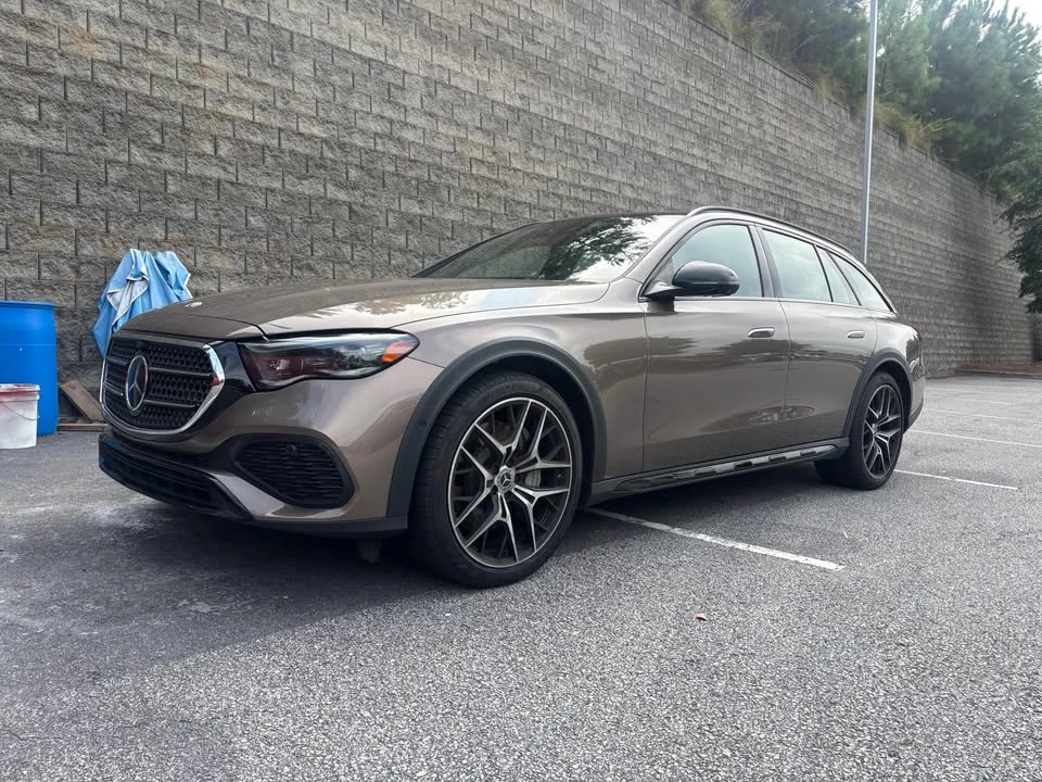 2025 Mercedes-Benz W214 E-Class - Image 3 of 5