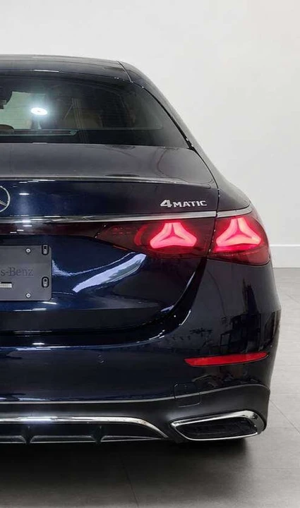 2025 Mercedes-Benz W214 E-Class - Image 7 of 20
