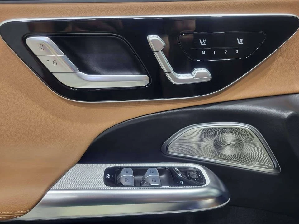2025 Mercedes-Benz W214 E-Class - Image 16 of 20