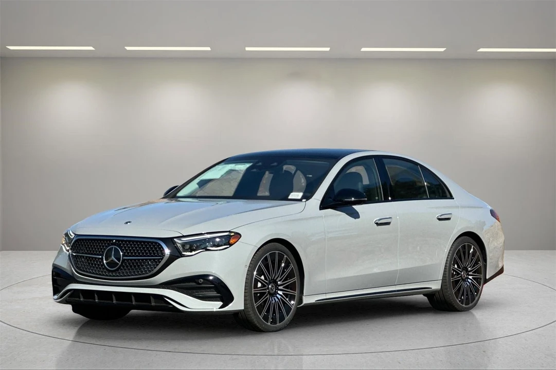 2025 Mercedes-Benz W214 E-Class - Image 8 of 12