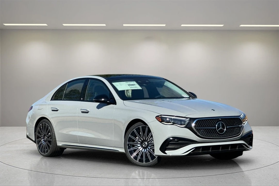 2025 Mercedes-Benz W214 E-Class - Image 2 of 12