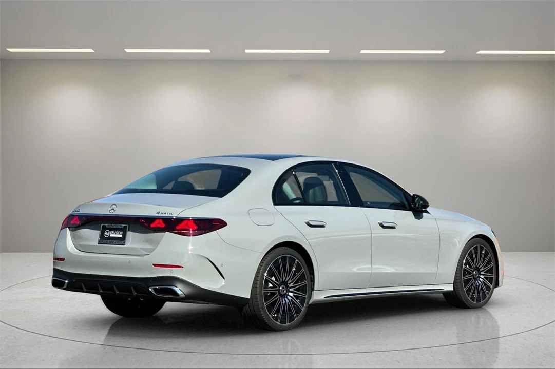 2025 Mercedes-Benz W214 E-Class - Image 4 of 12