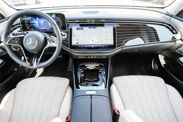 2025 Mercedes-Benz W214 E-Class - Image 10 of 12