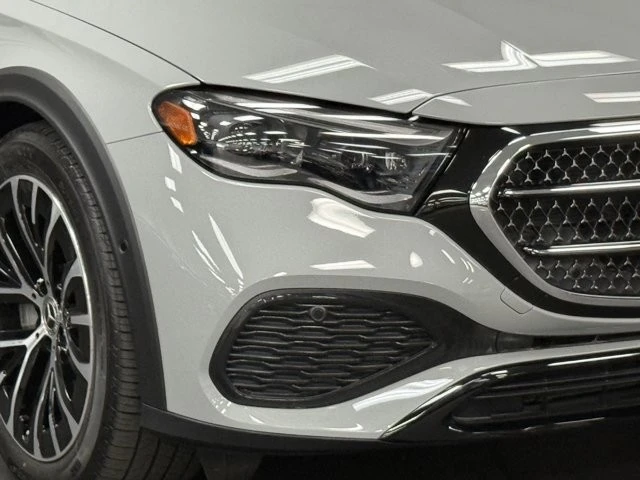 2025 Mercedes-Benz W214 E-Class - Image 4 of 12